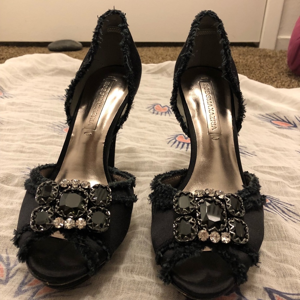 Size 6 BCBG Maxazria heels